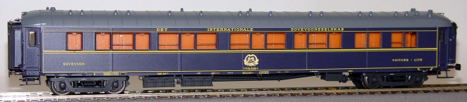 Passenger sleeping car type WL STU of CIWL in 1968 livery<br /><a href='images/pictures/LS_Models/49138.jpg' target='_blank'>Full size image</a>